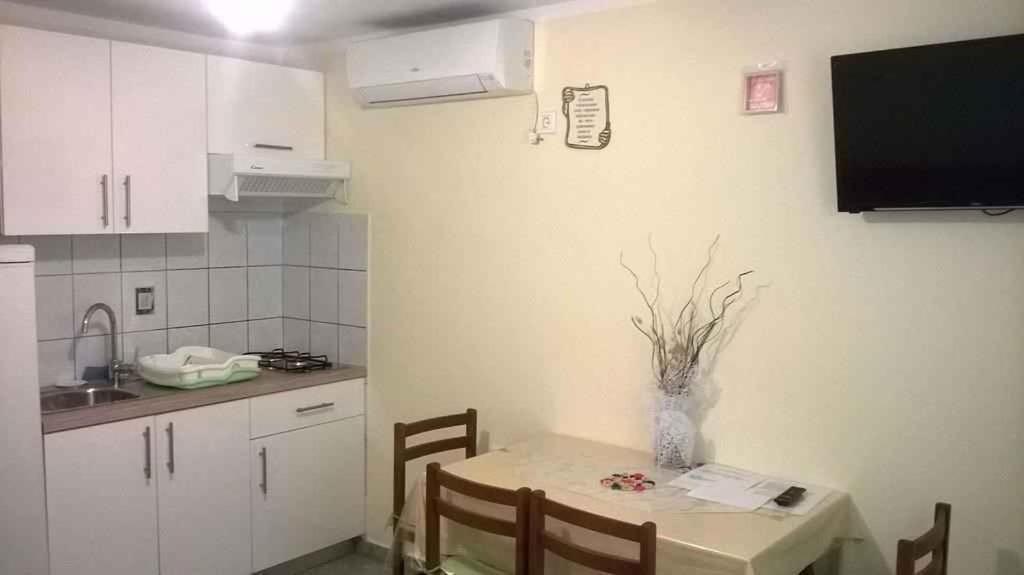 Apartman House And Apt. In Pula/istrien 27345 Pula